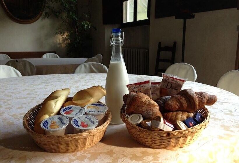 酒店 Agriturismo Corte Virgiliana