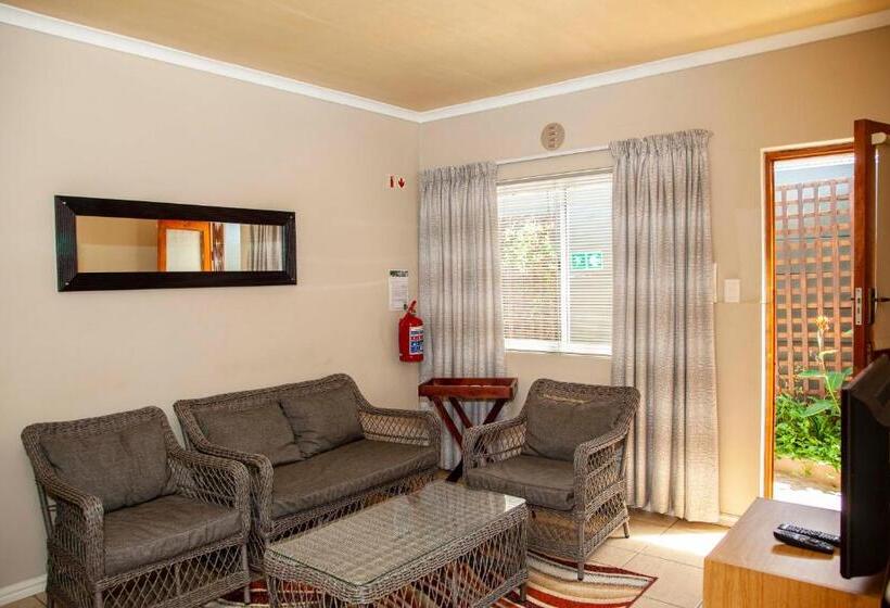 پانسیون 80 Kendal Guest House
