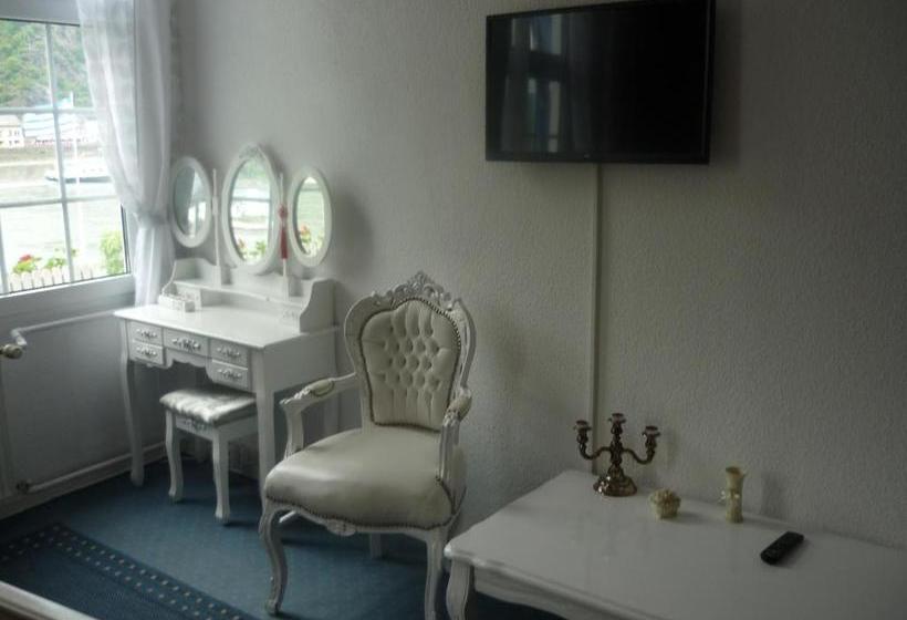 ペンション An Der Fähre