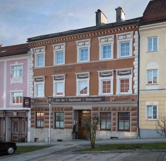Пансион Frühstückshotel Scharinger