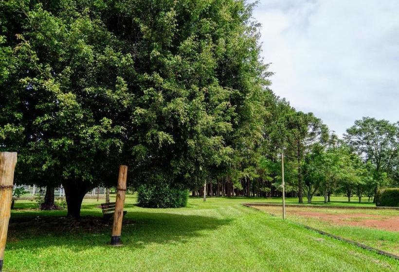 ペンション Pousada Vila Minas