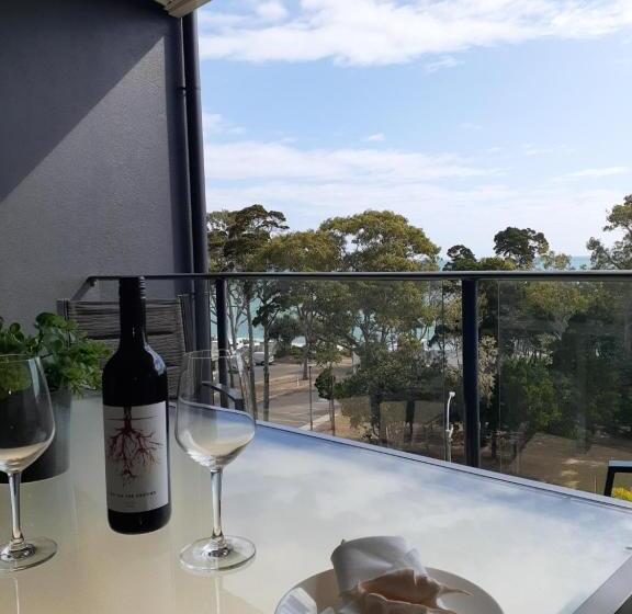 The Bay Apartments