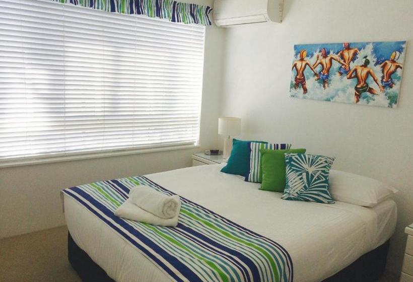 Coral Sea Apartments