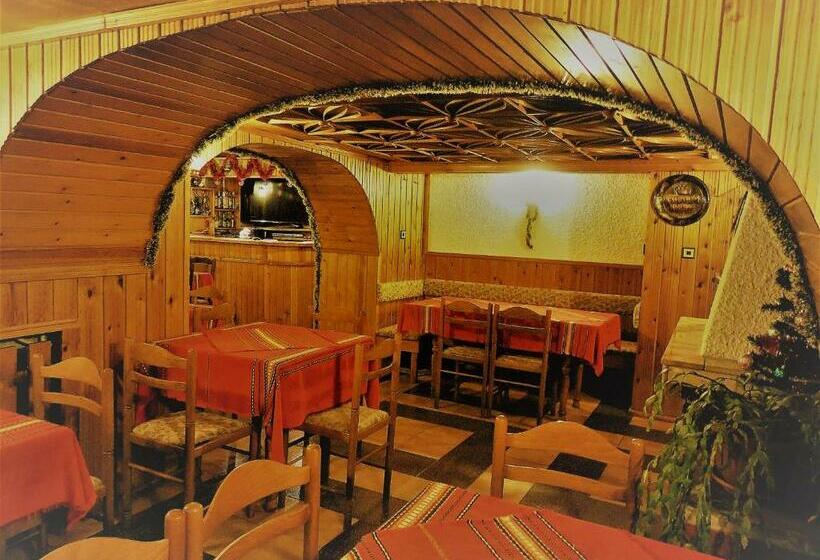 پانسیون Boyadjiyski Guest House