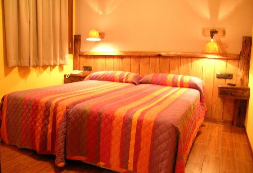 پانسیون Hostal Xaloa Orio