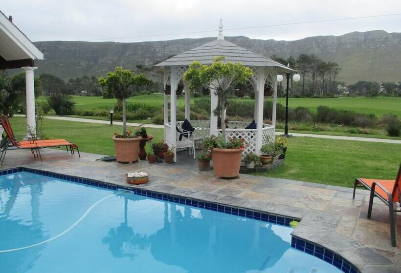 پانسیون Mulligans Guest Lodge