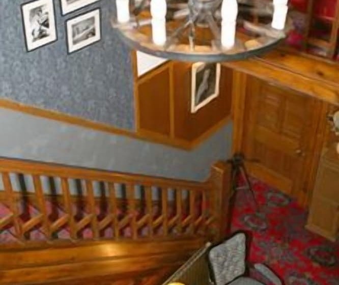 بنسيون Oakfield Lodge Guest House Stockport