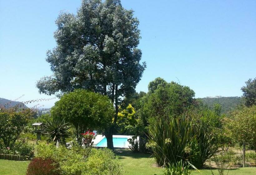 پانسیون Piesang Valley Lodge