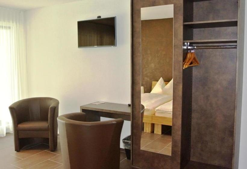 호스텔 Restaurant Jura