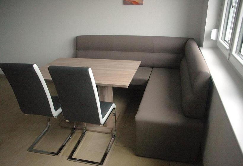 ペンション Gasthof Maly