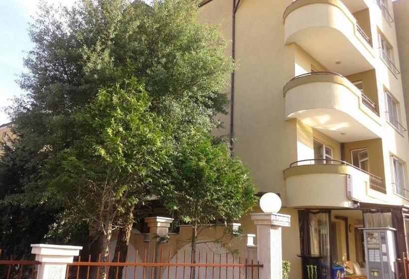 پانسیون Guest House Yug