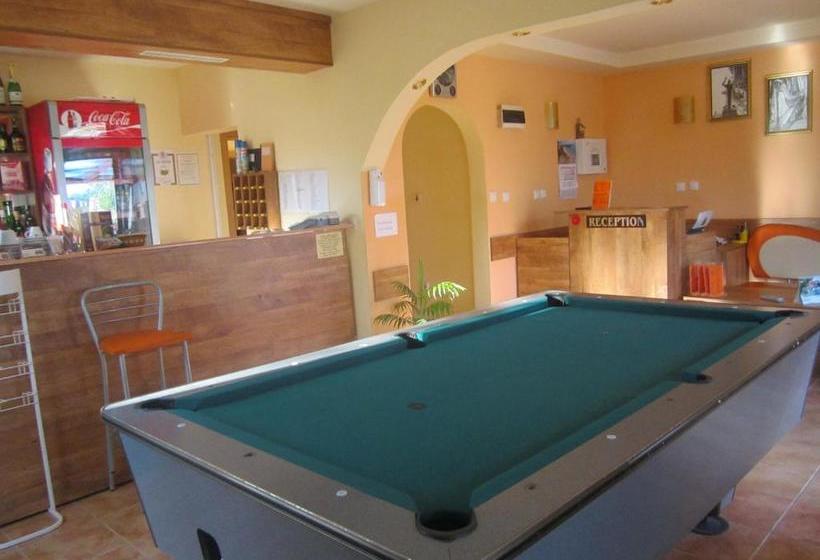 پانسیون Guest House Yug
