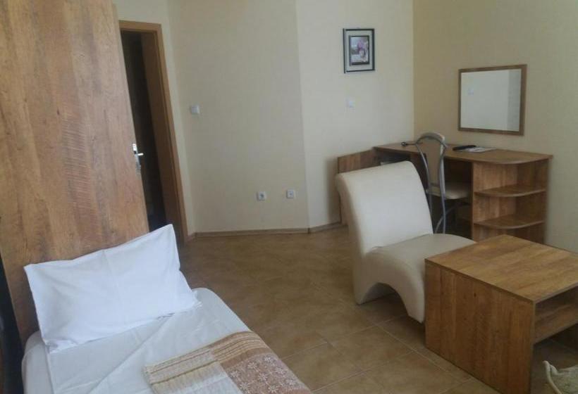 پانسیون Guest House Yug