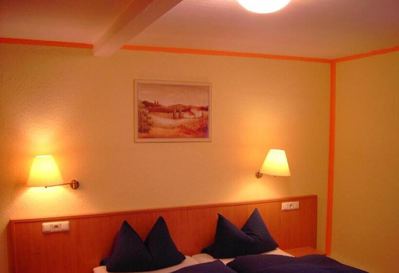 ペンション Hessisches Haus