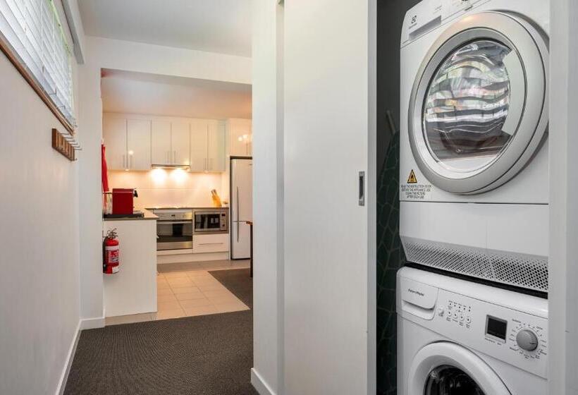 Snowgoose Apartments