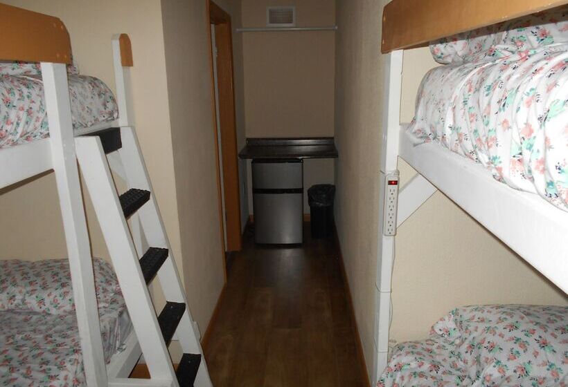 Hoosville Hostel