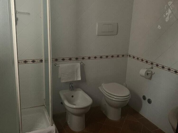 فندق Agriturismo Il Fantone