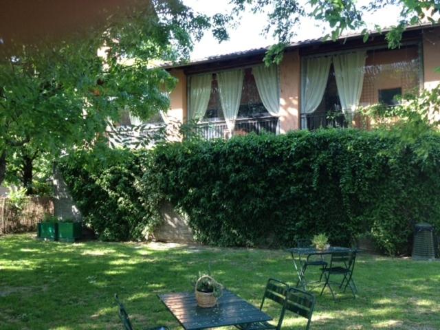 Отель Società Agricola Le More Agriturismo La Dondina