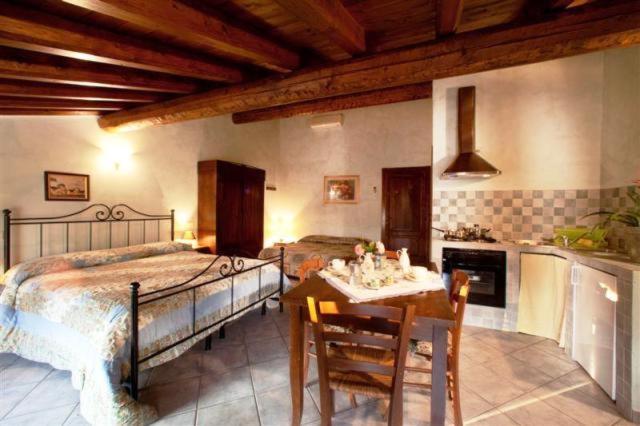 هتل B&b Casale Onida