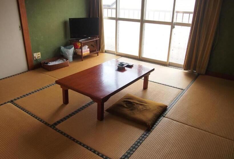 پانسیون Family Ryokan Kawakyu With Showa Retro, Private Hot Spring