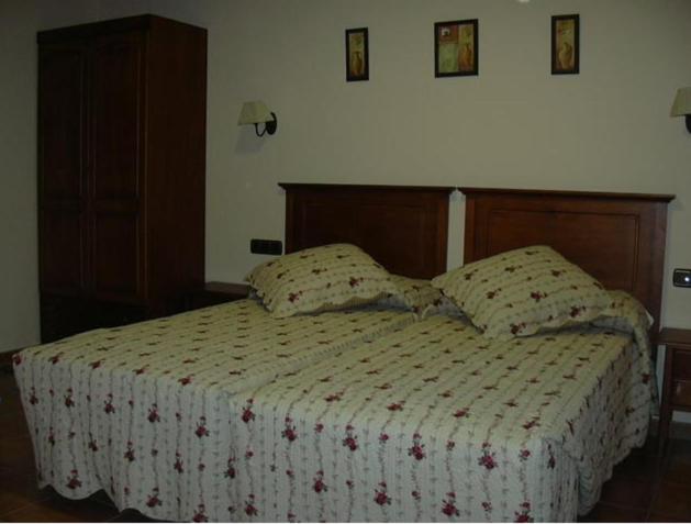 פנסיון Hostal Camino Real