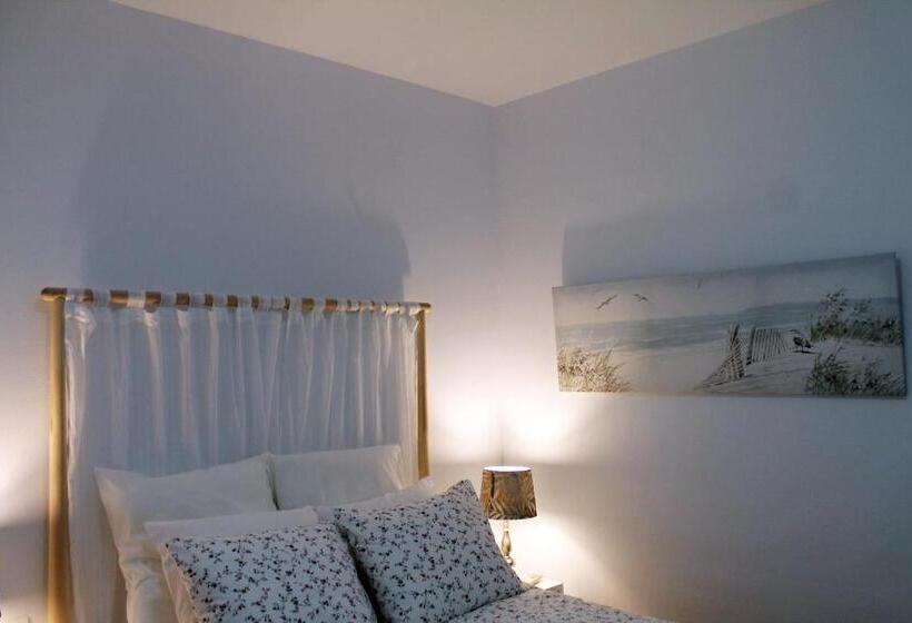 פנסיון Hostal Montilla Sotogrande