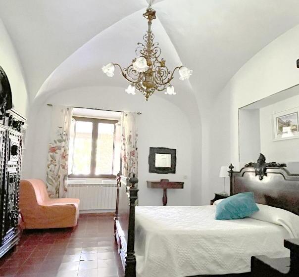 بنسيون La Casería