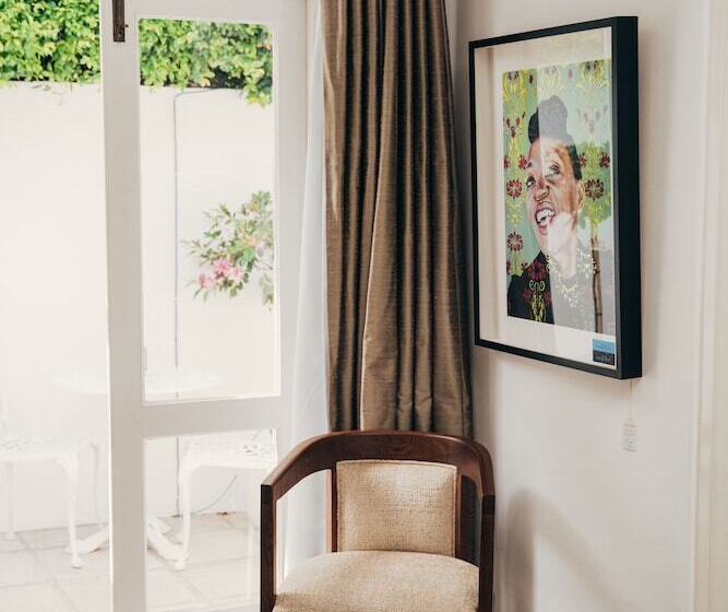پانسیون Les Chambres Guest House