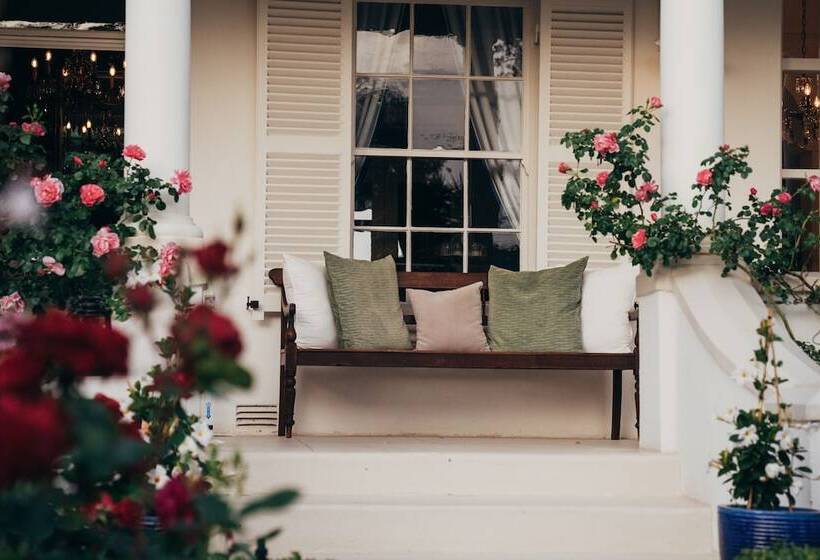 پانسیون Les Chambres Guest House