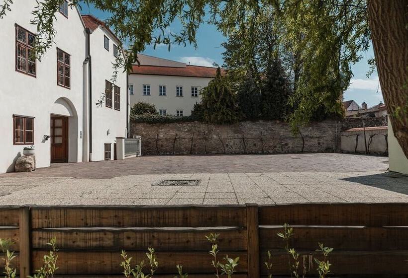 پانسیون Penzion Austis