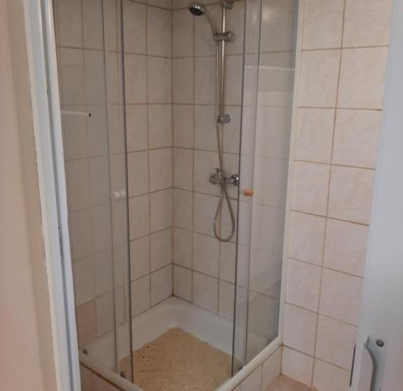 پانسیون Váradi Apartman