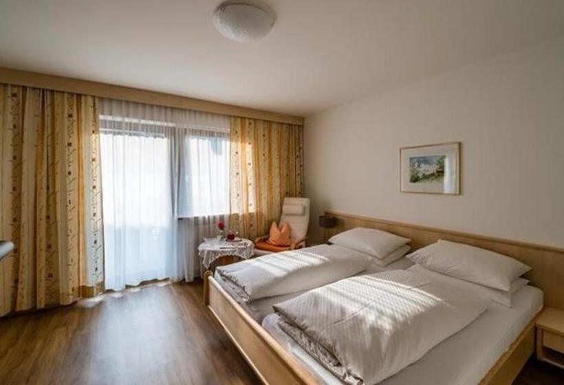 Pension Und Appartement Weinschreiber