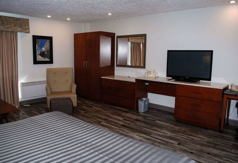 هاستل Rodeway Inn