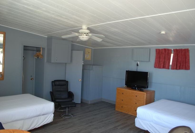 هاستل Rodeway Inn