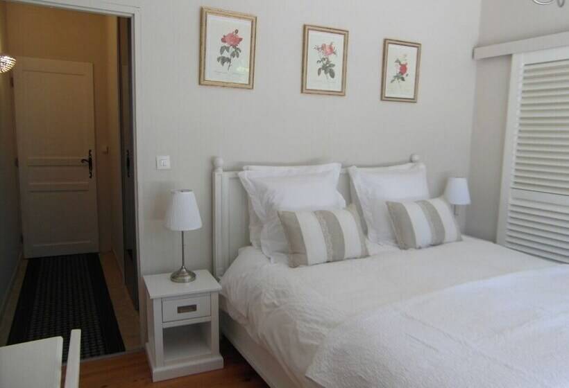 ベッドアンドブレックファースト Chambres D Hotes Hacienda Les Mimosas