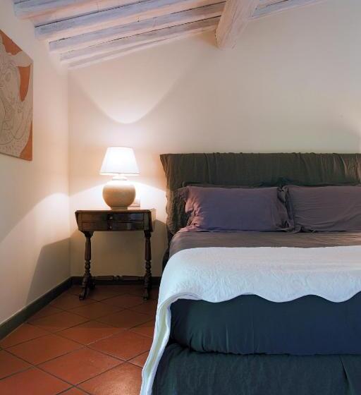 Отель Agriturismo La Casa Di Rodo