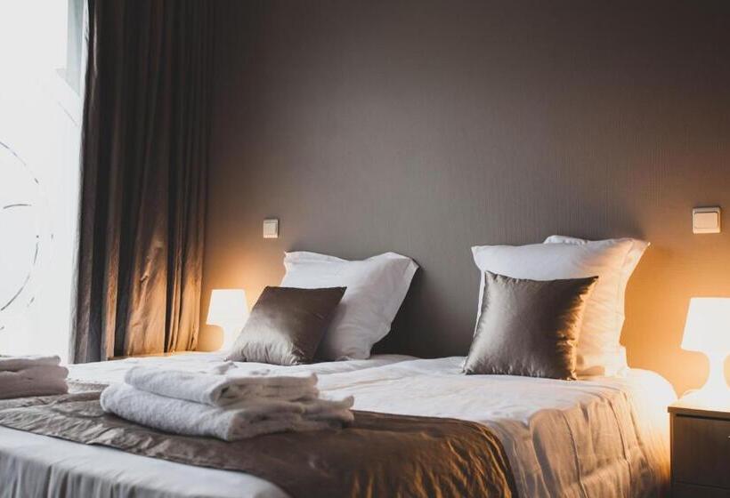 بنسيون Floréal