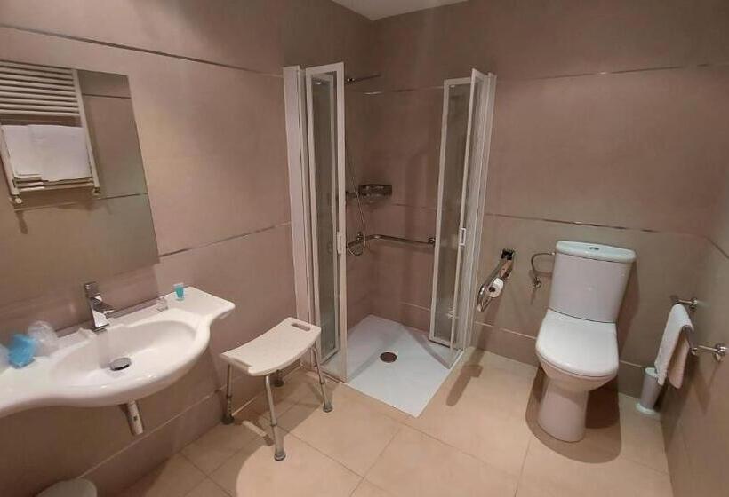پانسیون Pr Casa Savi