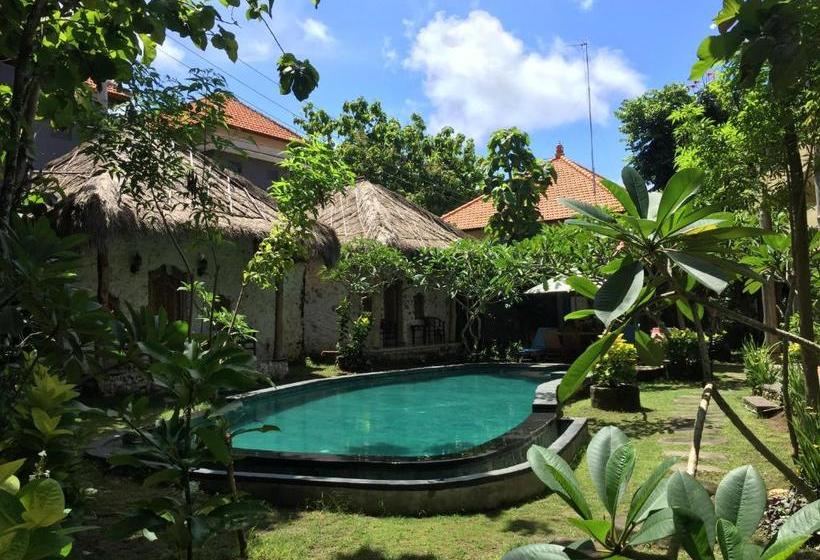 پانسیون Satria Bungalow