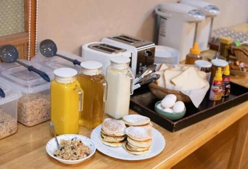 بنسيون Toemu Nozawa Lodge