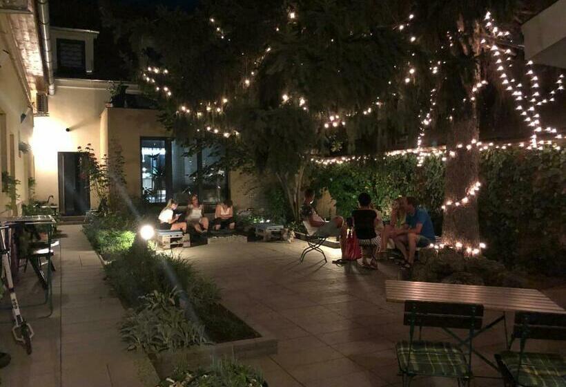 住宿加早餐  Margaréta Garden & Spa