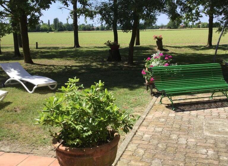هتل Agriturismo Flabeto