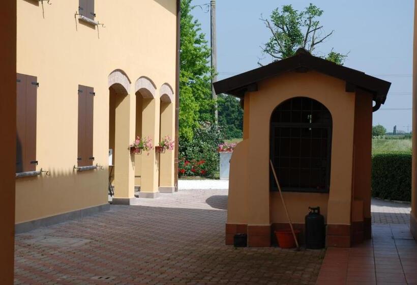 هتل Agriturismo Flabeto