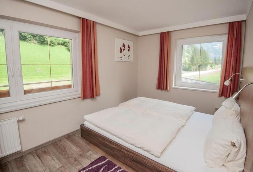 ペンション Bed&breakfast Schwaiger