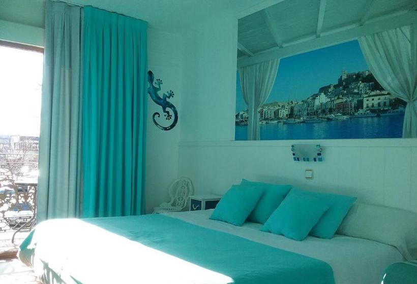 پانسیون Hostal La Carretera