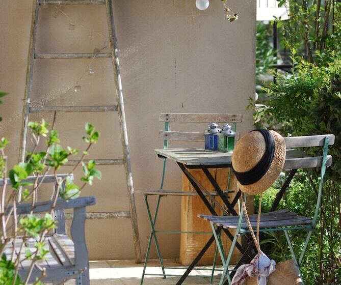 Пансион Sous Les Canniers