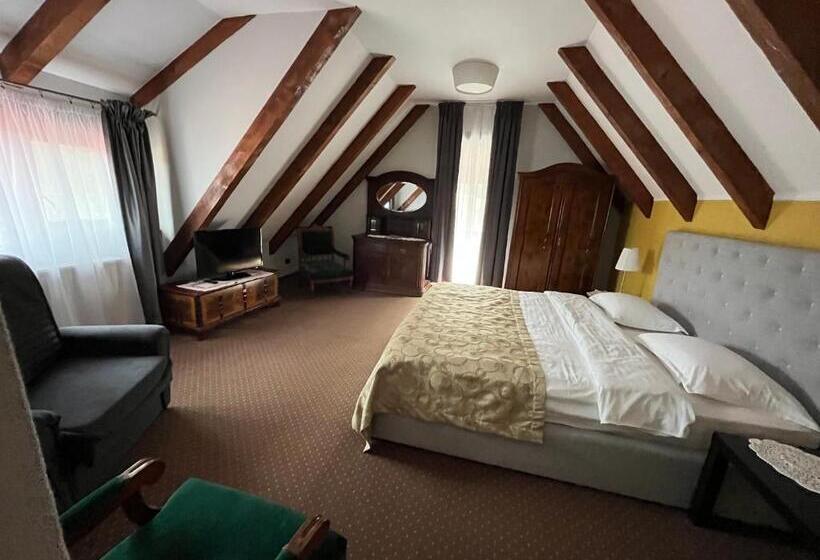 بنسيون Trattoria Al Gallo