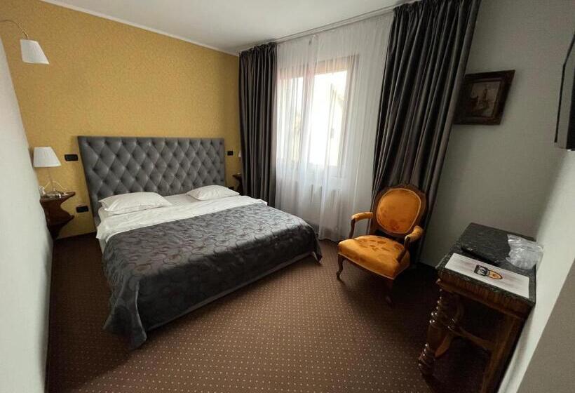 بنسيون Trattoria Al Gallo