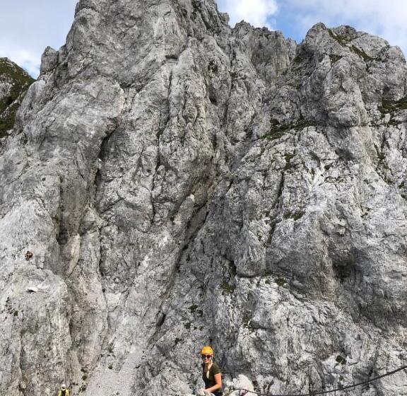 هاستل Gasthaus Zum Fuchs   Familie Andrä