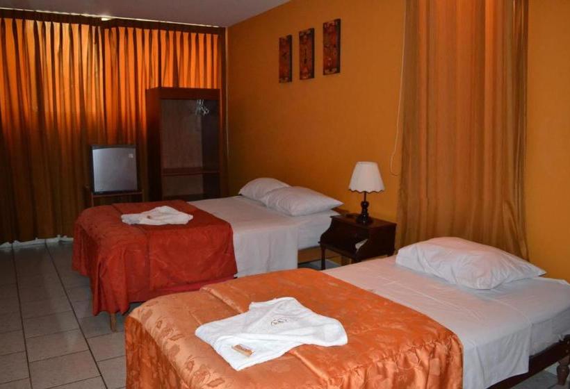 هاستل Hostal Bona Nit